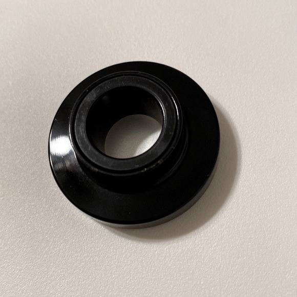 Two Louis Vuitton fragrance replacements caps - Picture 5 of 5